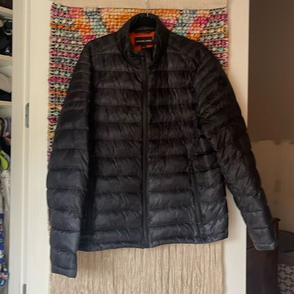 Like new Michael Kors men’s puffer. - Picture 1 of 6